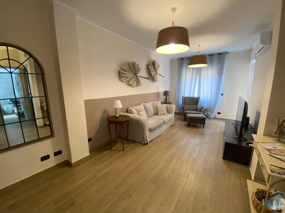 Appartement A Due Passi Dal Mare à Vintimille Extérieur photo